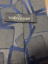 Valentino Cravatte Silk Necktie Dark Blue Geometric Pattern Hand Made In Italy