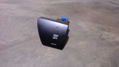 Schalter Stabilitätskontrolle ESP 9636669577 Peugeot 307 HDi Break 110 Bj 2005