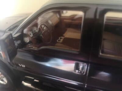 Meng Ford F-350 Super Duty Crew CAB 1/24 Truck Model Kit - CS-001