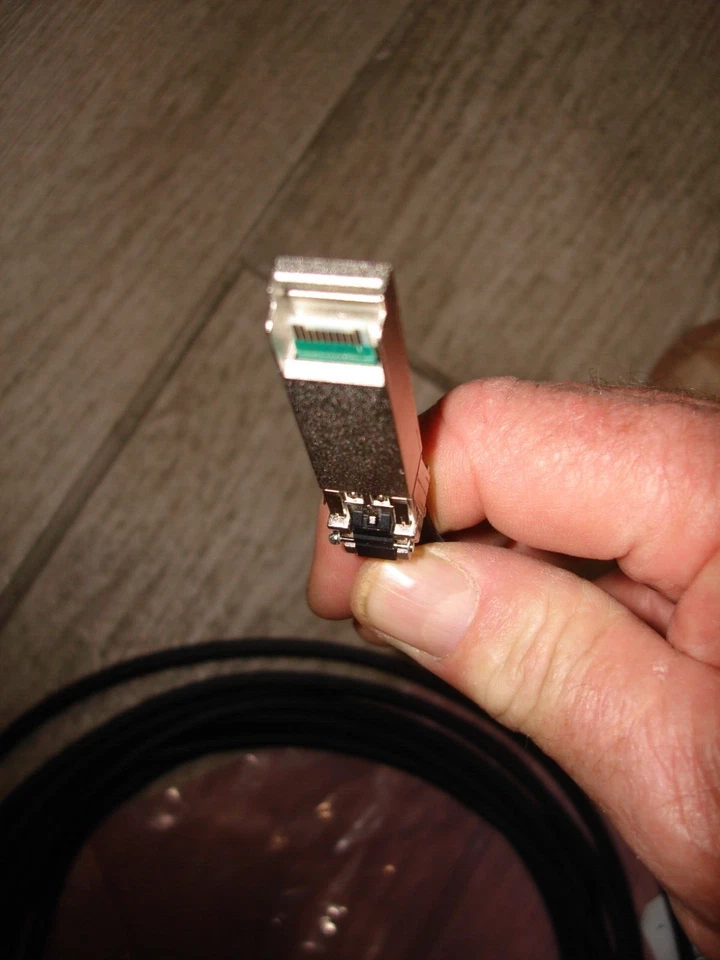 NEW FOXCONN SFP+ 2 PAIRS 24 AWG CABLE E208251 TYPE CL2 75'c 25' FEET - Image 2 of 4