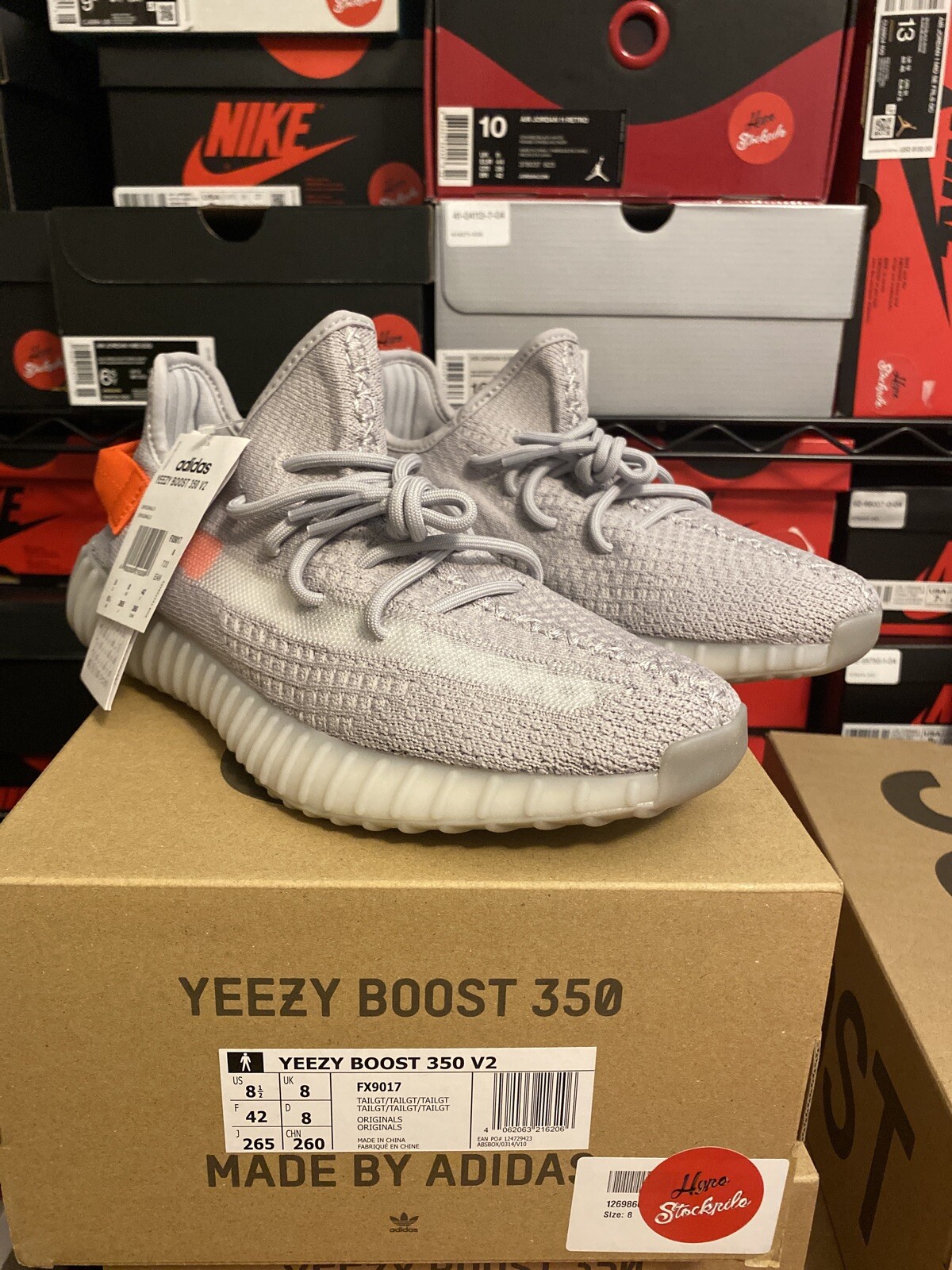 size yeezy tail light