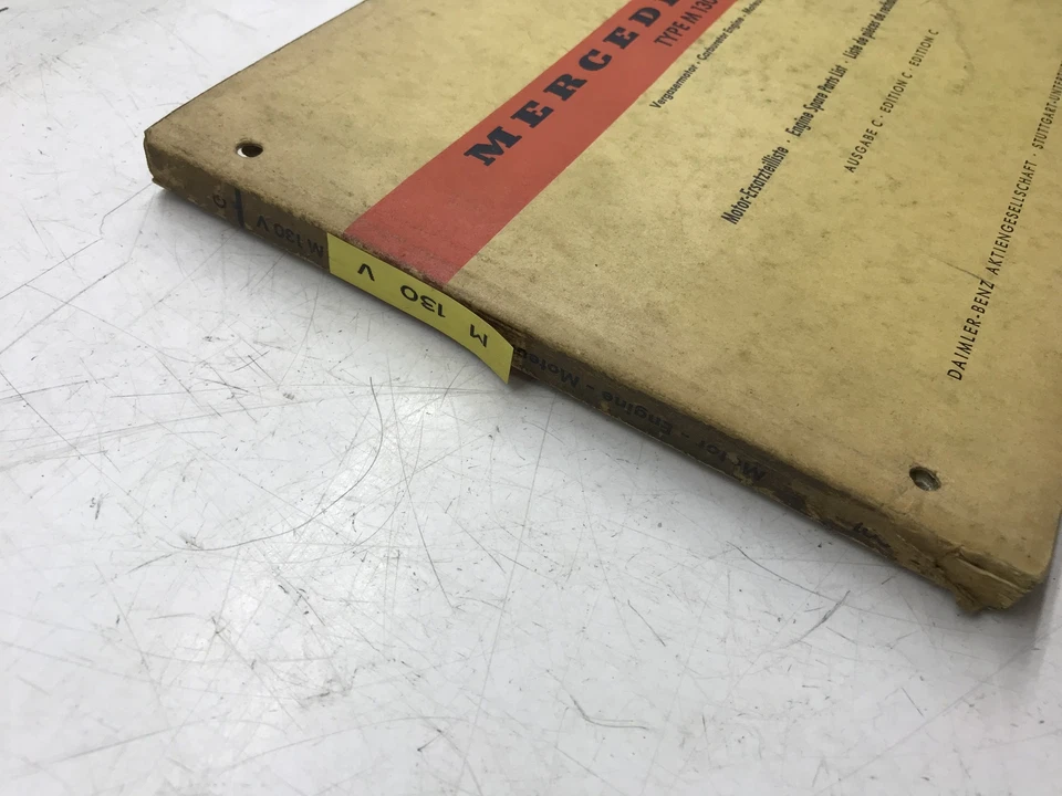Ersatzteilliste 10201 Handbuch Mercedes Motor M130 V Vergaser  - Bild 2 von 4