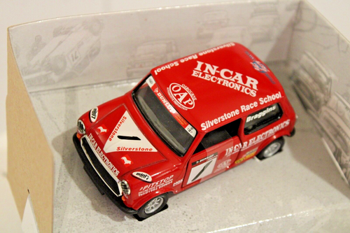 Corgi Classic Mini CC82212 - BL/Rover Mini - Mini 7 Racing Club #1 - 1:36s - Picture 2 of 5