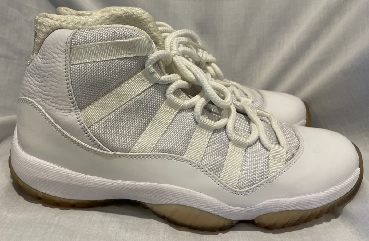 Air Jordan 11 Retro Silver Anniversary Mens 8 White Metallic 