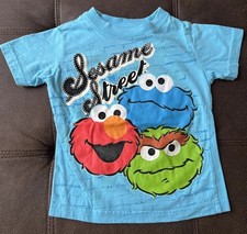 Sesame Street T-Shirt Size 2T. Elmo, Cookie Monster, Oscar