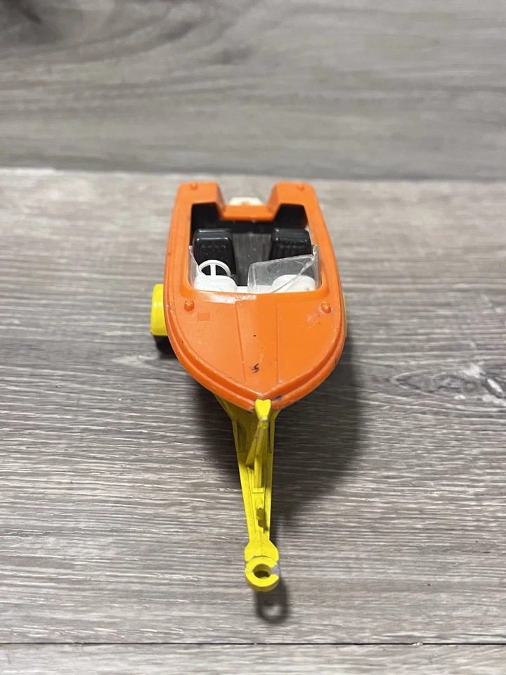 Vintage Lesney Matchbox King Size Boat Trailer and Orange Power Boat 1970 1:50 - Image 3 of 4