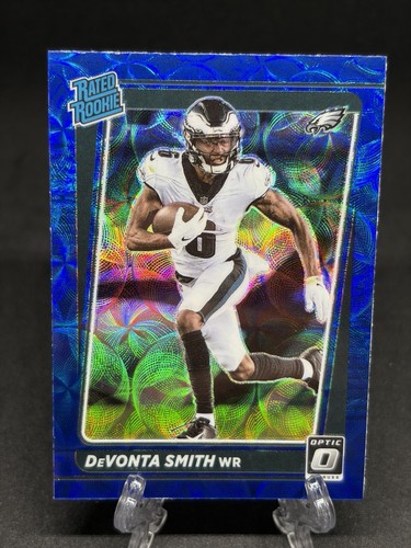 DeVonta Smith [Blue Scope] #205 2021 Panini Donruss Optic card