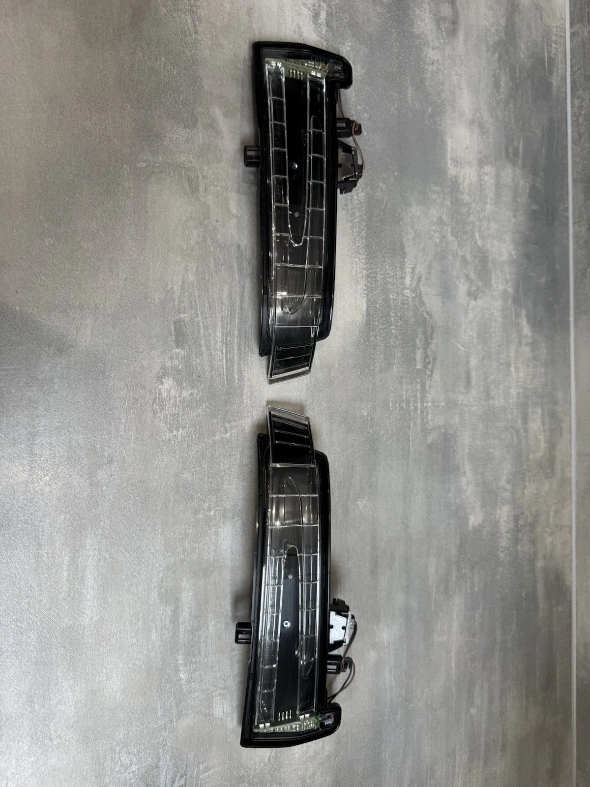 MercedesBenz A Class W176 Mirror Indicators Left & Right A2129067201 A2129067301