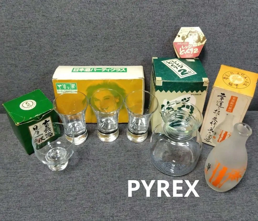 Iwaki Pyrex Set 2 Glass Bottles And 4 Glasses Microwave