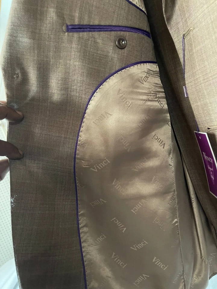 TRAJE PARA HOMBRE 44R 2 PIEZAS TRAJE DE VESTIR AJUSTE REGULAR BRONCEADO VENTA AL POR MENOR $330.00 Foto 4 de 4