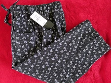 NEW Black w Flowers Capri Cropped Pants Womens Small   NWT  JB , Jenny Buchanan