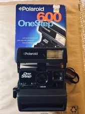 Polaroid 600 One Step Instant Camera Vintage - Light turns on w/ box and manual