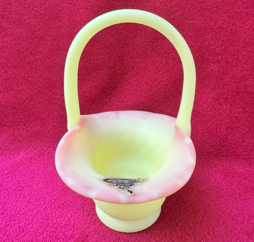 Fenton Burmese Satin Glass Rose Mini Basket Hand Painted and Signed Uranium Glow - Picture 7 of 15