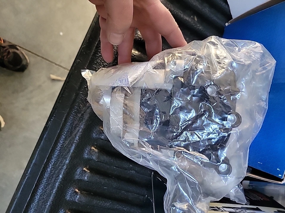 Novo DISTRIBUIDOR MITSUBISHI ECLIPSE SPYDER GALANT SEBRING STRATUS 3.0L V6 6G72 - Imagem 4 de 4