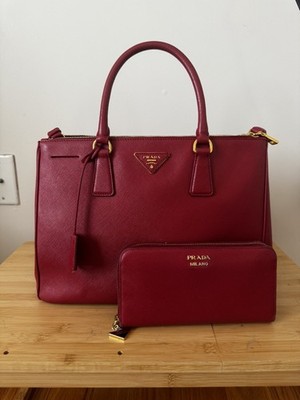 PRADA Saffiano with WALLET  Zip ClosureTote Large Red Leather