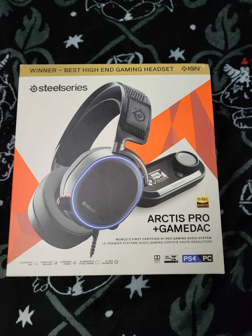 SteelSeries Arctis Pro + GameDAC Wired Gaming Headset PS5/PS4 and