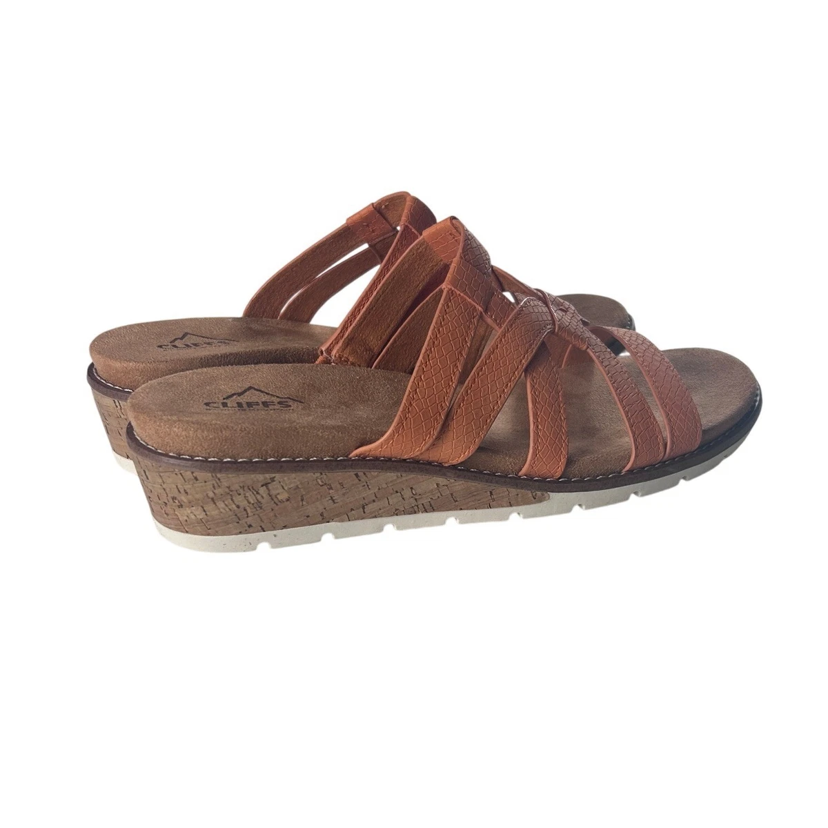 Cliffs By White Mountain In Women display picture 1