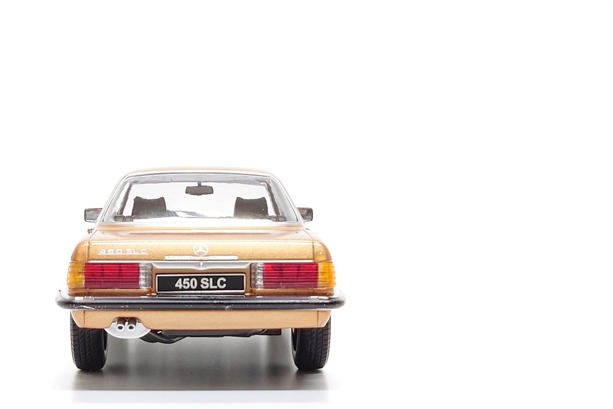 KK Scale 1:18 Mercedes-Benz 450 SLC (C107) in Champagne Metallic