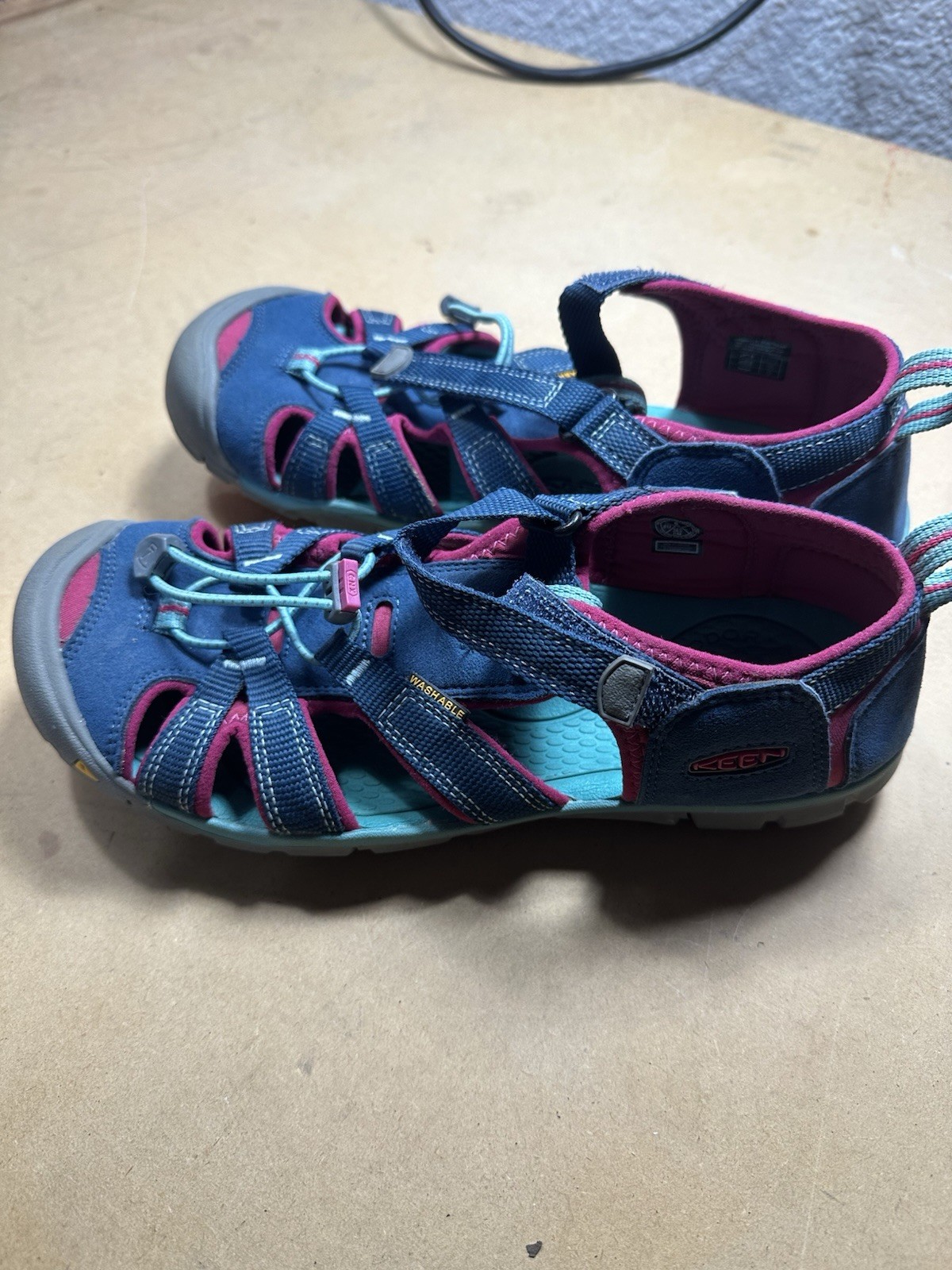 Sandali da donna KEEN taglia 6 Newport H2 blu rosa impermeabili elasticizzati pizzo CNX