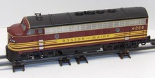 S-Helper S gauge B & M #4268 EMD F7 Diesel engine - lights, sound, runs, no box