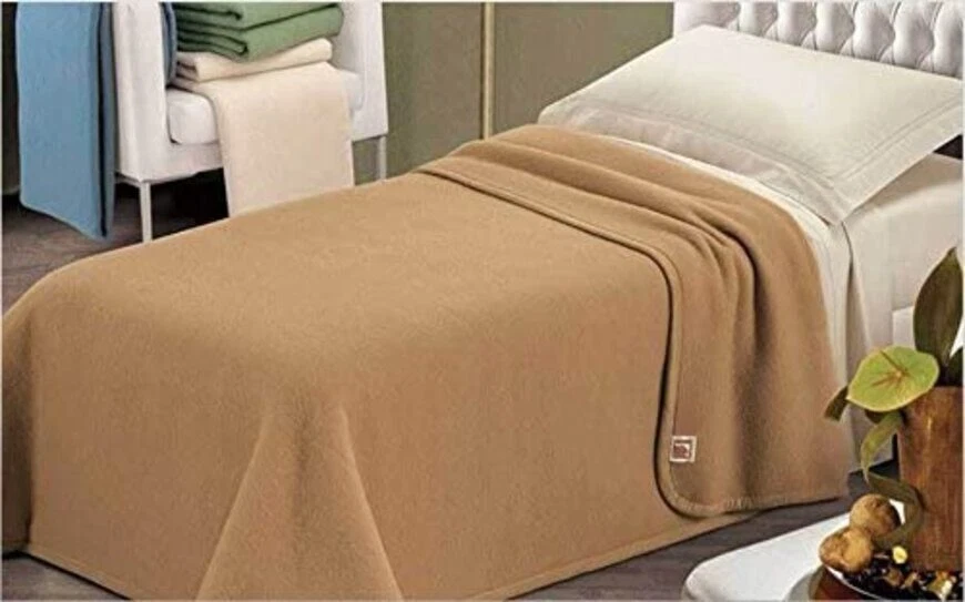 Coperta Ignifuga colore Beige Alta Qualità 350/mq Singola Matrimoniale - Immagine 2 di 3