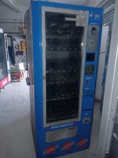 distributore automatico snack