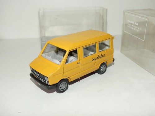Miniature Bus Iveco Irisbus Domino 1/43 - Etoile Auto49 Miniature Bus Iveco Irisbus Domino 1/43 - Etoile Auto49