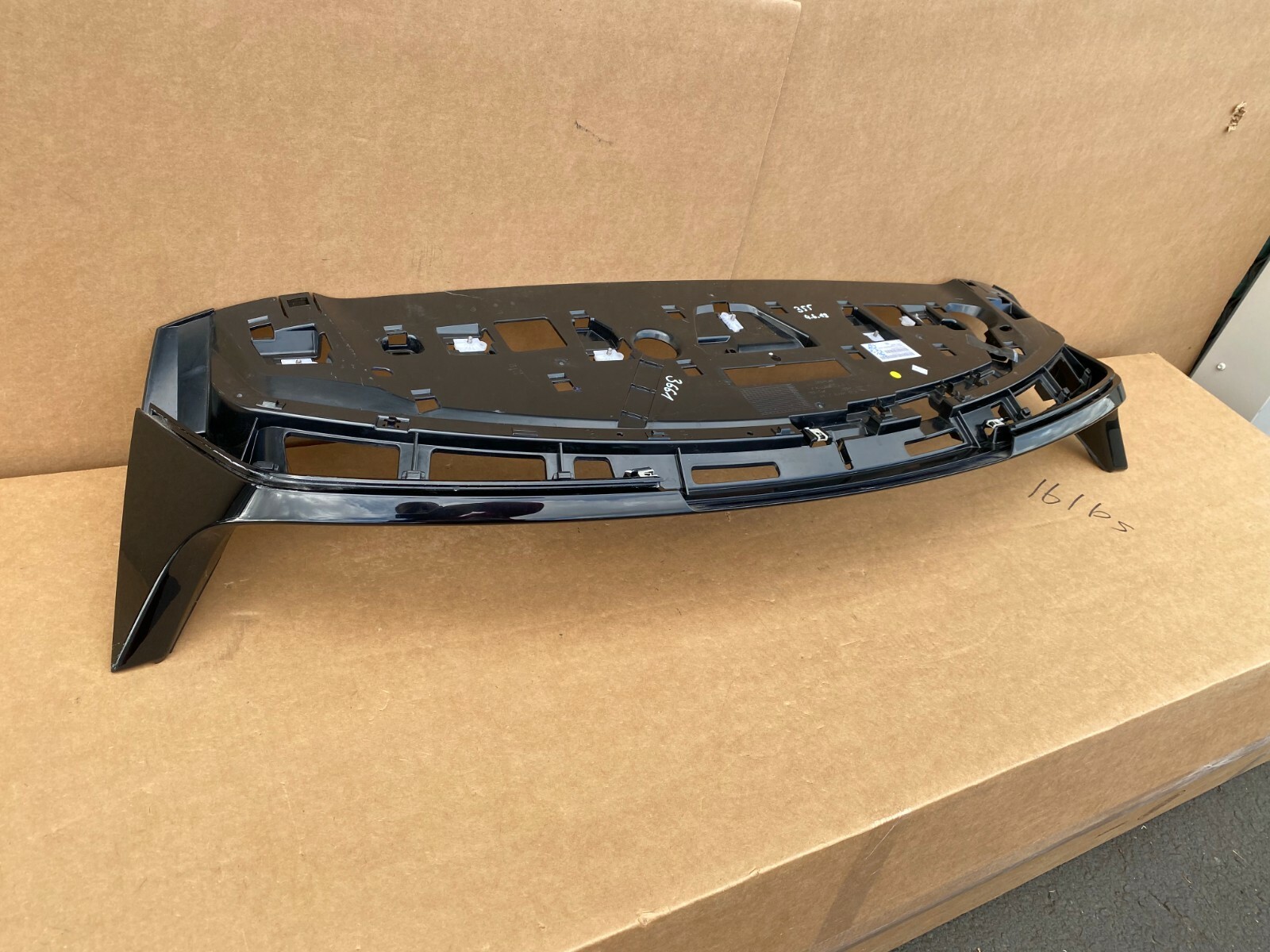 2019 2020 Rolls-Royce Cullinan SPOILER PANEL OEM