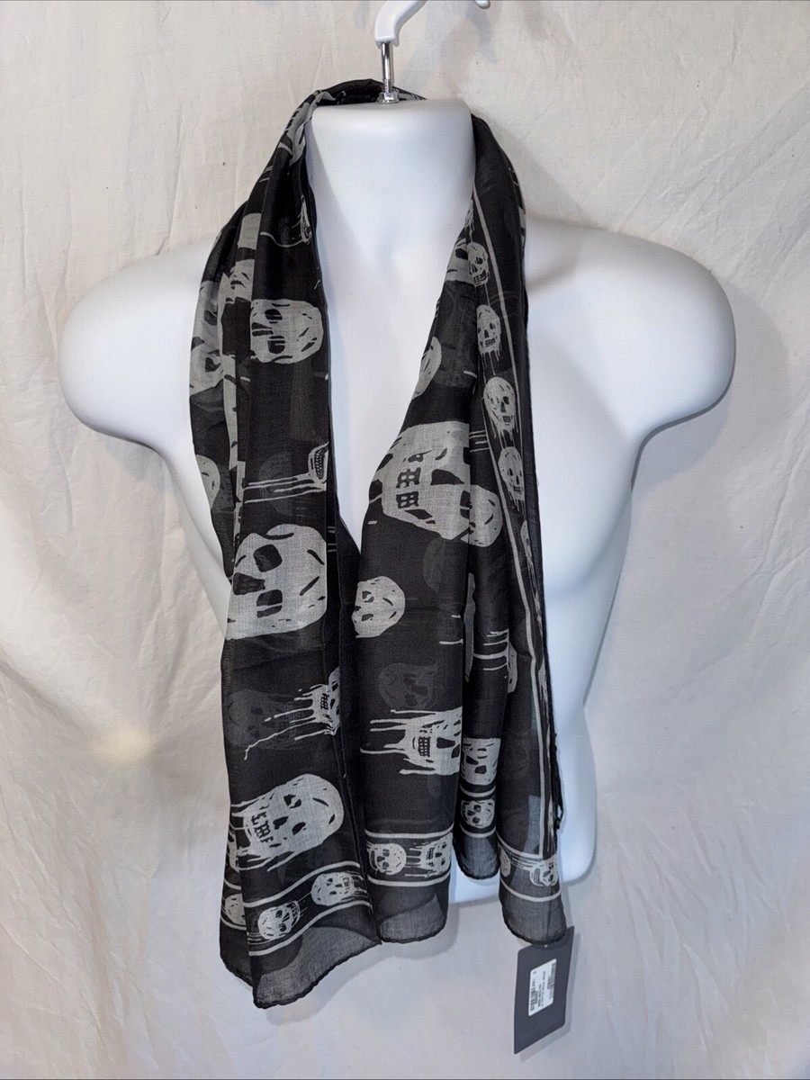 NWT Alexander McQueen Dripping Skulls Gray Scarf 406292 Silk