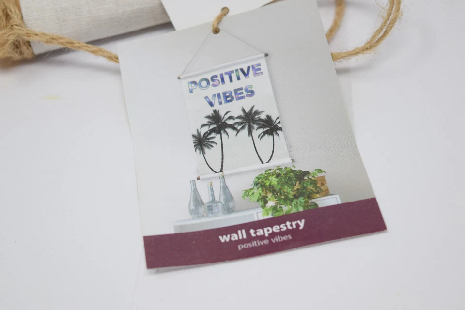 NEW Wall Pops "Positive Vibes" Palm Trees Canvas Tapestry 32"x18" — 第 3/4 张图片