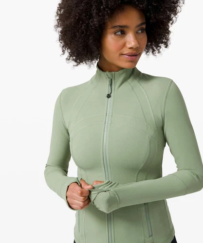 NWT Lululemon Define JacketSIZE4,6,8 Willow Green