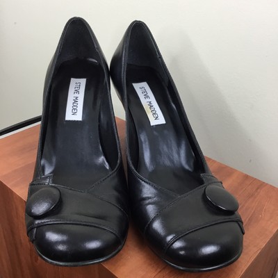steve madden round toe pumps