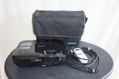 Epson EX5200 LCD HDMI Projector H368A , Cables, Bag, Remote 123 lamp hours #467