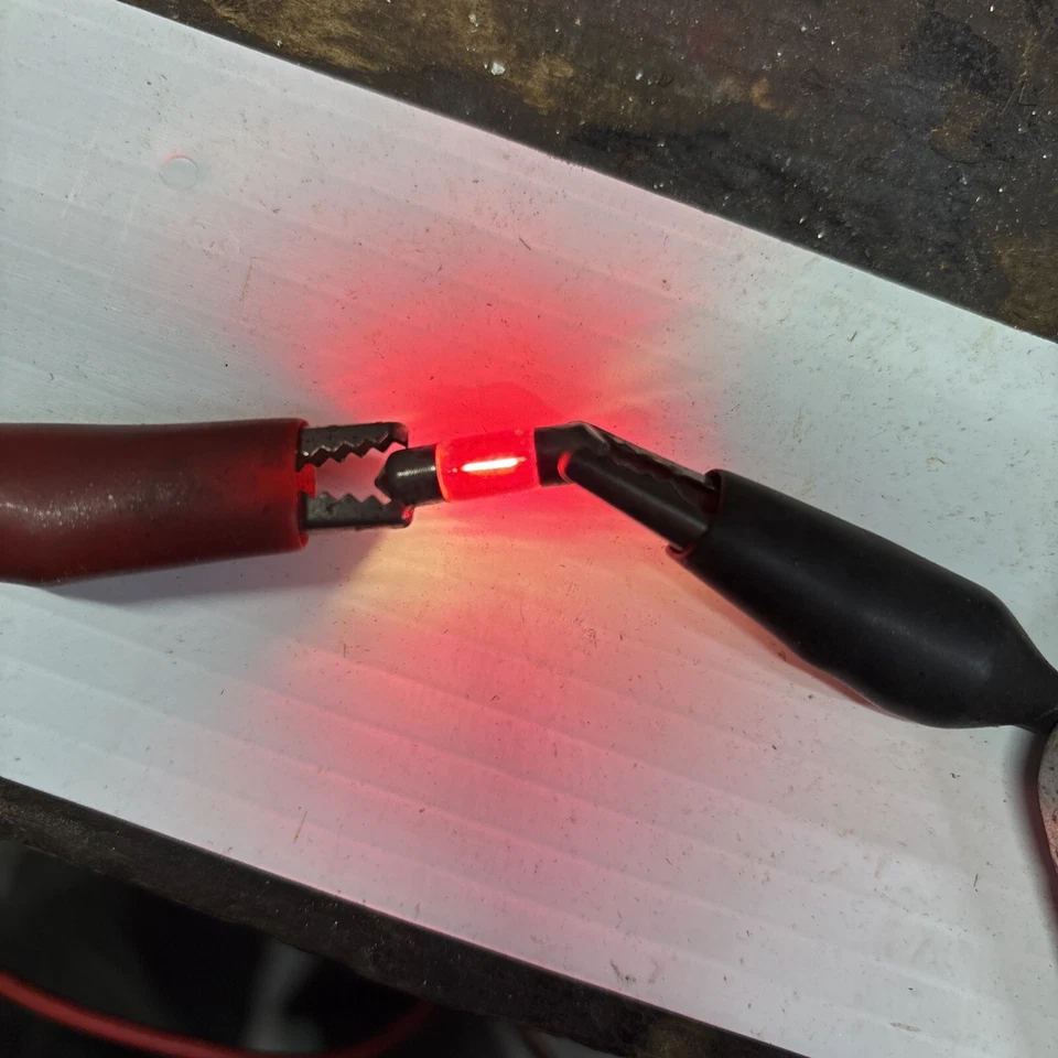 Bombillas Trico Red Festón 6 voltios (2) bombilla de preguerra Austin Riley Rover Morris Bentley Foto 2 de 2