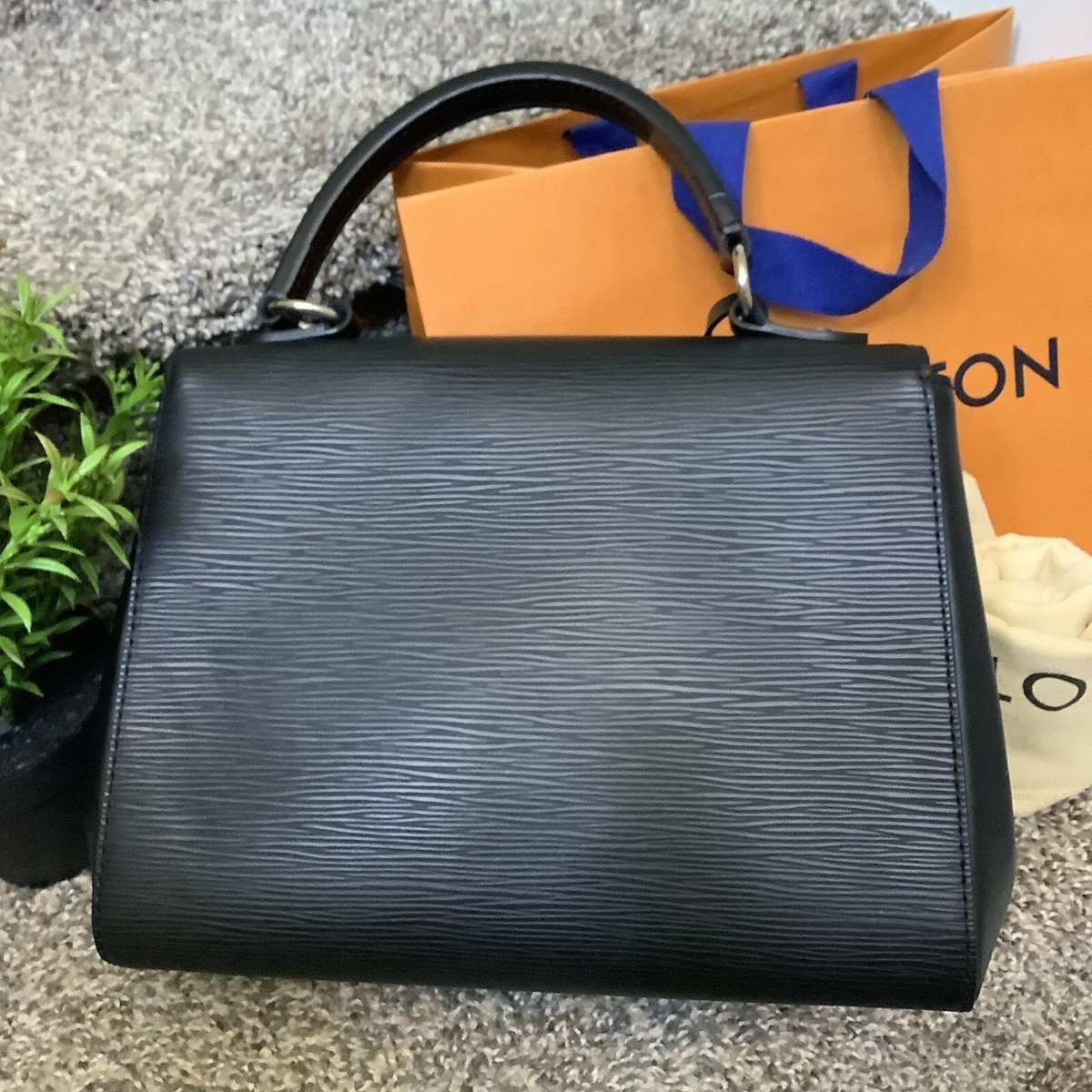 Louis Vuitton Cluny Shoulder Bag BB Black Leather | eBay Louis Vuitton Cluny Shoulder Bag BB Black Leather | eBay
