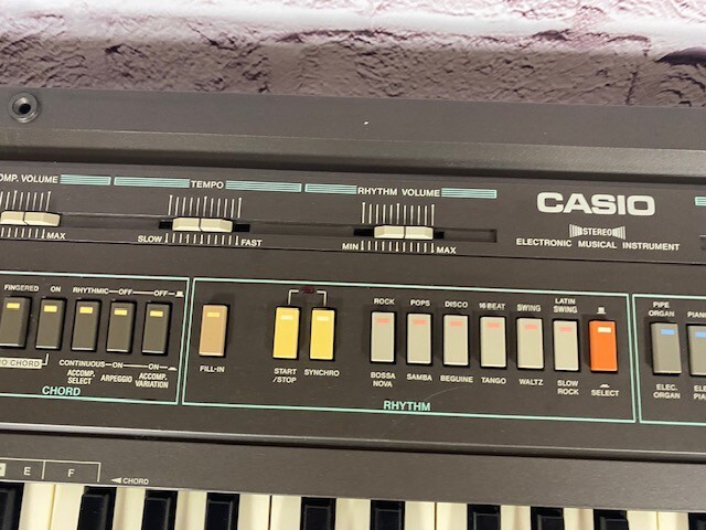 CASIO CT-620 Digital FM Synthesizer Casiotone very fast ship from 
