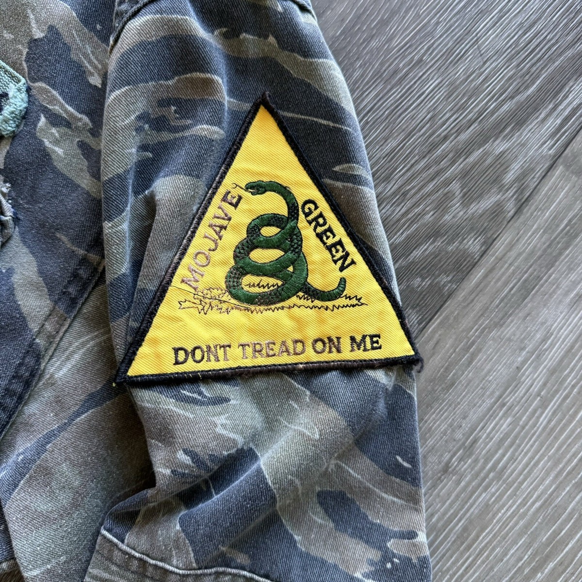 タグ付き　未使用品　米軍　実物ARMY COMBAT SHIRT LARGE Amazon.com: Original British Army Field Shirt Combat MTP
