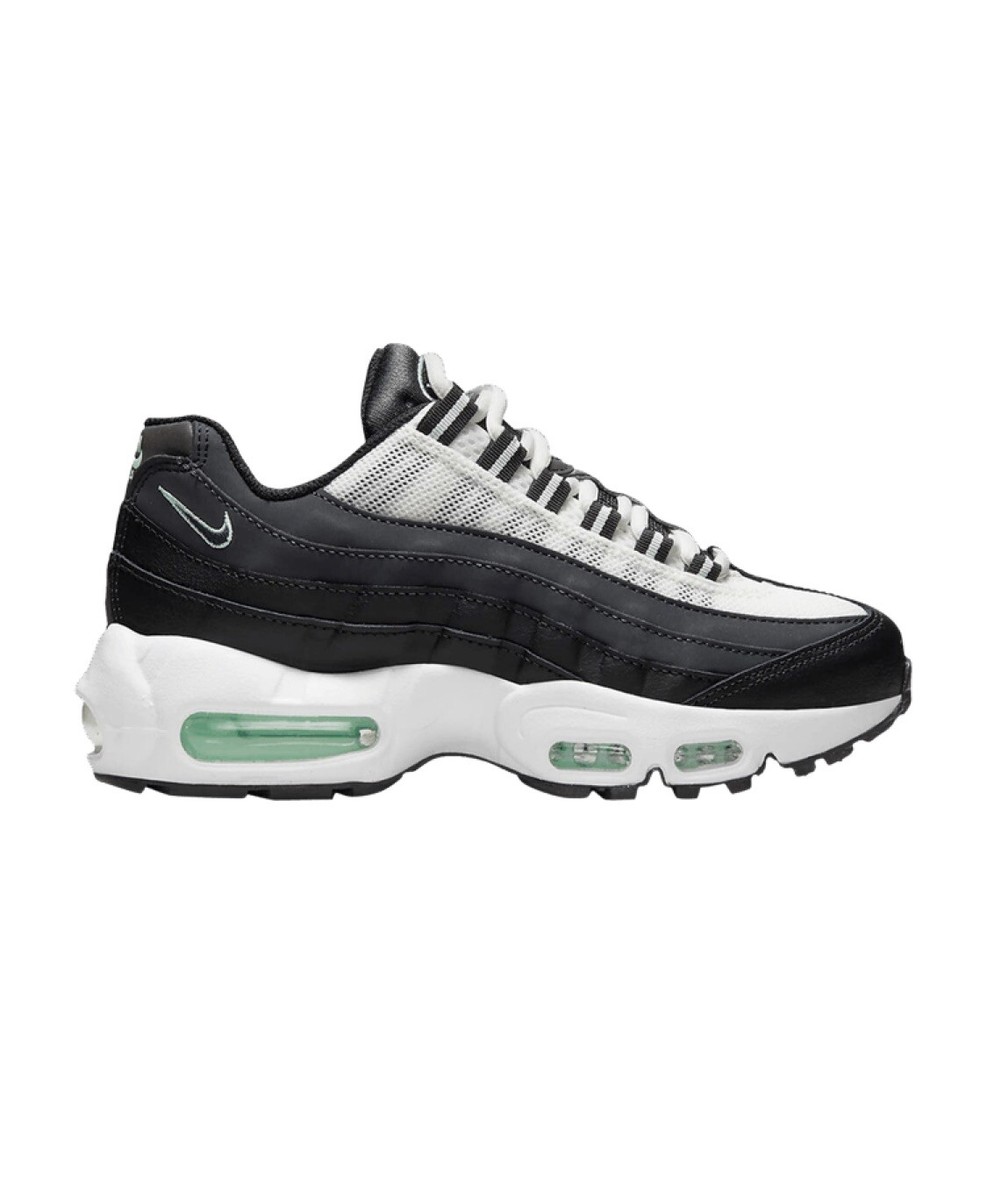 Nike Air Max 95 Recraft GS Black White Mint Size 7Y Fits 8.5
