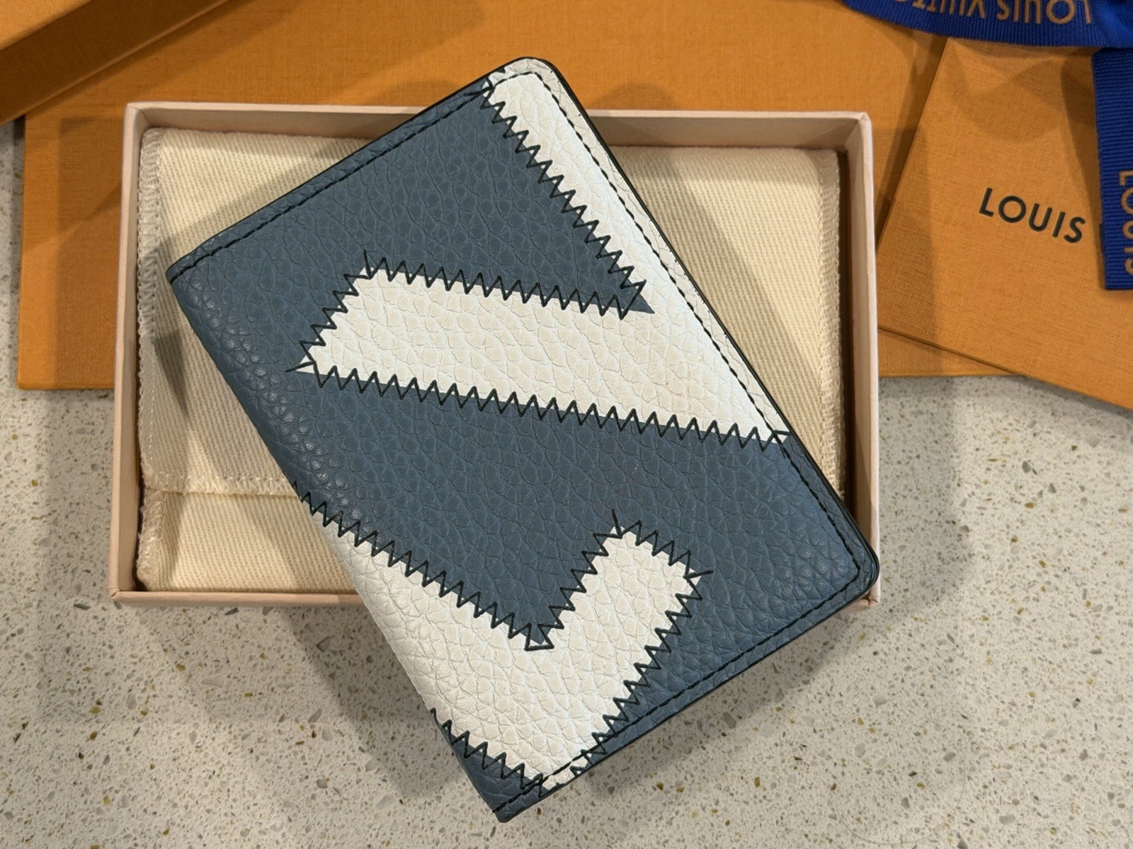 Authentic Louis Vuitton Pocket Organizer Blue / Yellow Taurillon M81470 image 5