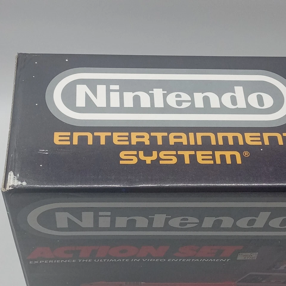 Juego de acción Nintendo NES caja vacía y espuma de poliestireno solo sistema de entretenimiento Nintendo Foto 3 de 4