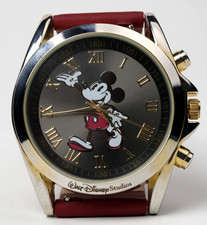 WALT DISNEY STUDIOS Disney Store MICKEY MOUSE Watch Leather Band RARE DS1103