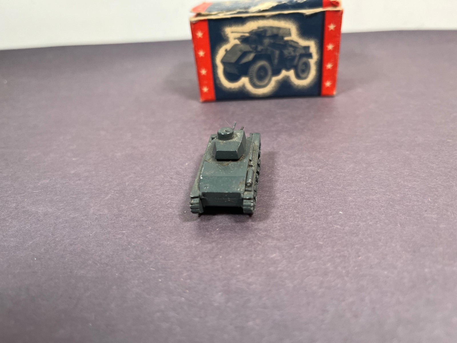 Vintage Authenticast Comet WWII GERMAN MEDIUM TANK Panzer 5109 Metal Tanks