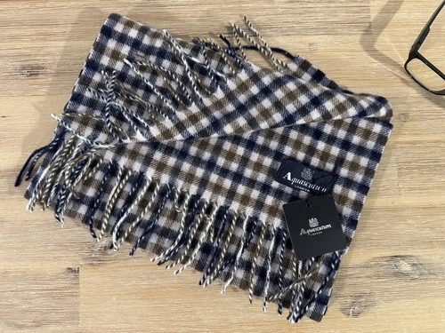Aquascutum House Check 100% Lambswool Scarf