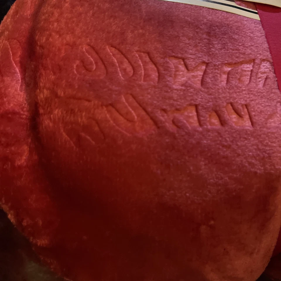 NUEVO CON ETIQUETAS Manta Sheradian Estampado Cebra Rosa Caliente Talla King 108inx90in. Foto 4 de 4