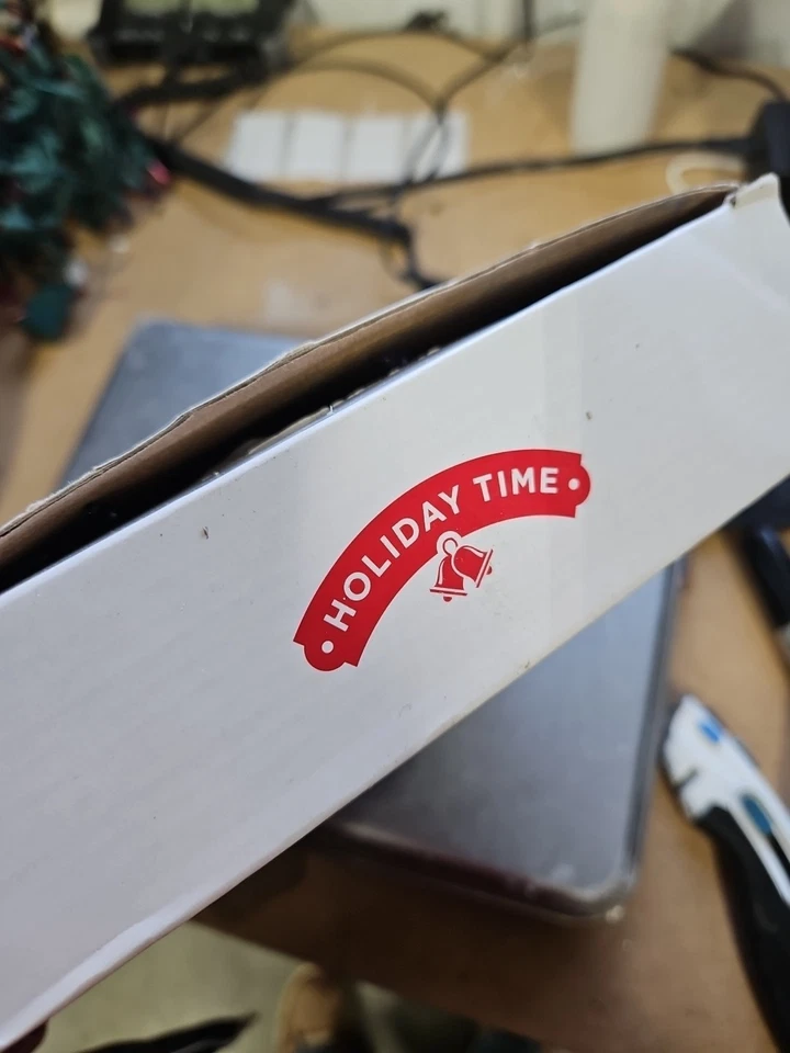 Holiday Time 300 High Density Icicle Christmas Lights Blue Indoor Outdoor - Image 3 of 4