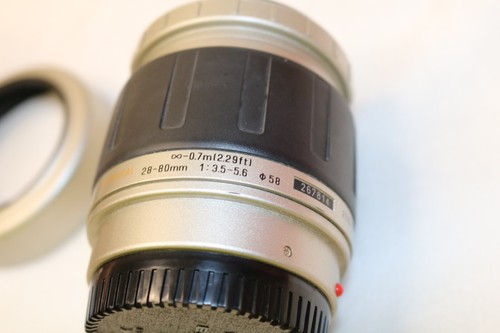 Tamron AF Zoom 28-80mm f 3.5-5.6 - Minolta A Mount  - Made in Japan 277D w/ hood - Picture 4 of 6