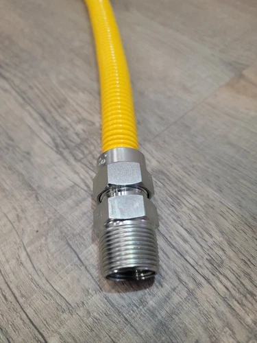 Jones Stephens 24" Stainless Steel Gas Connector with 3/4" and 3/4" Fittings - Picture 3 of 5