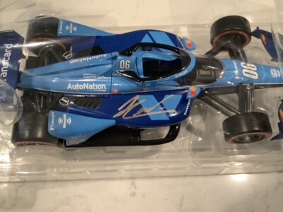 HELIO CASTRONEVES AUTOGRAPHED 2021 AUTONATION TRANSCARD DIECAST