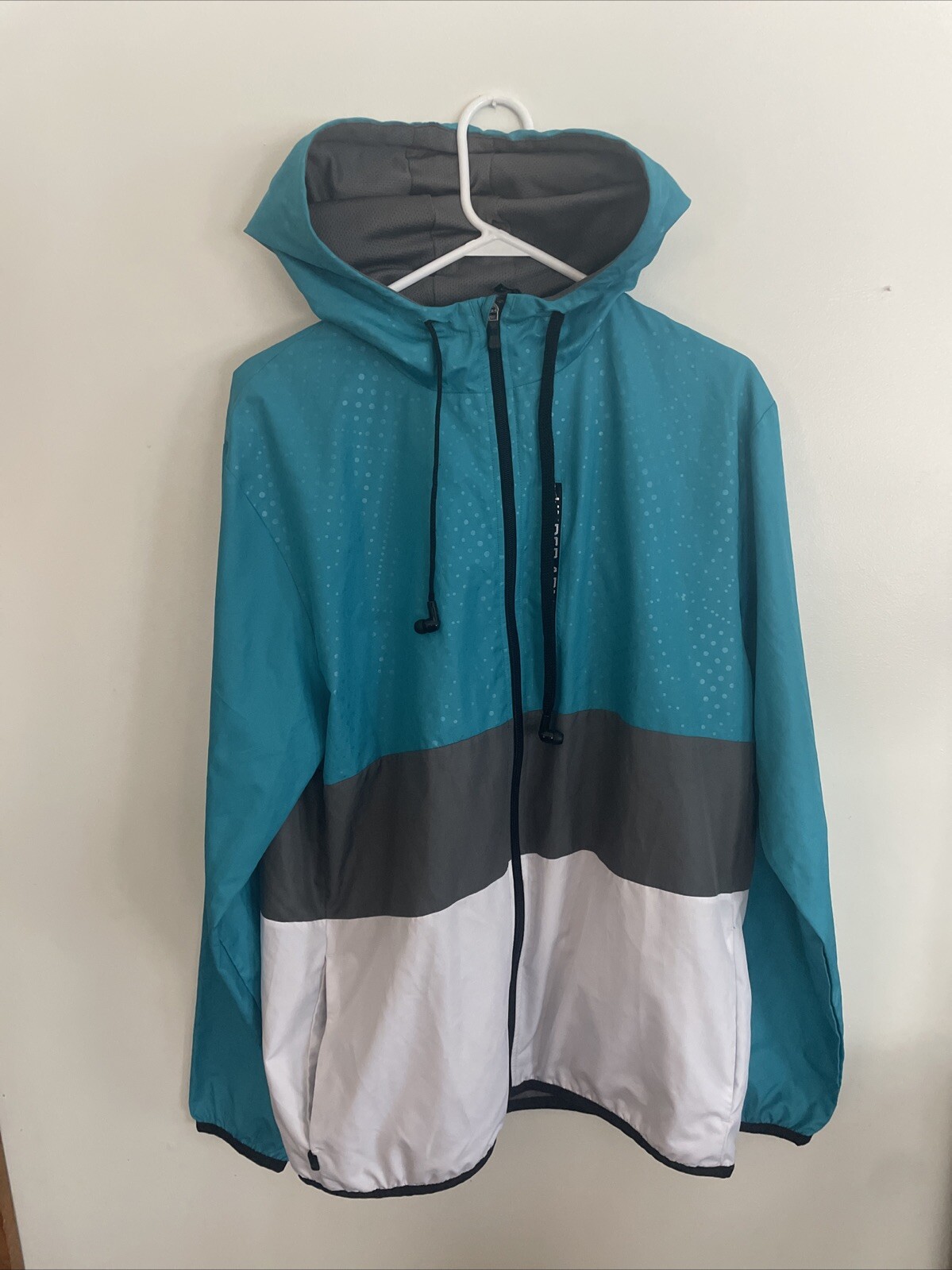 UNDER ARMOUR FULL ZIP LIGHT SPRING JACKET HOODIE … - image 1