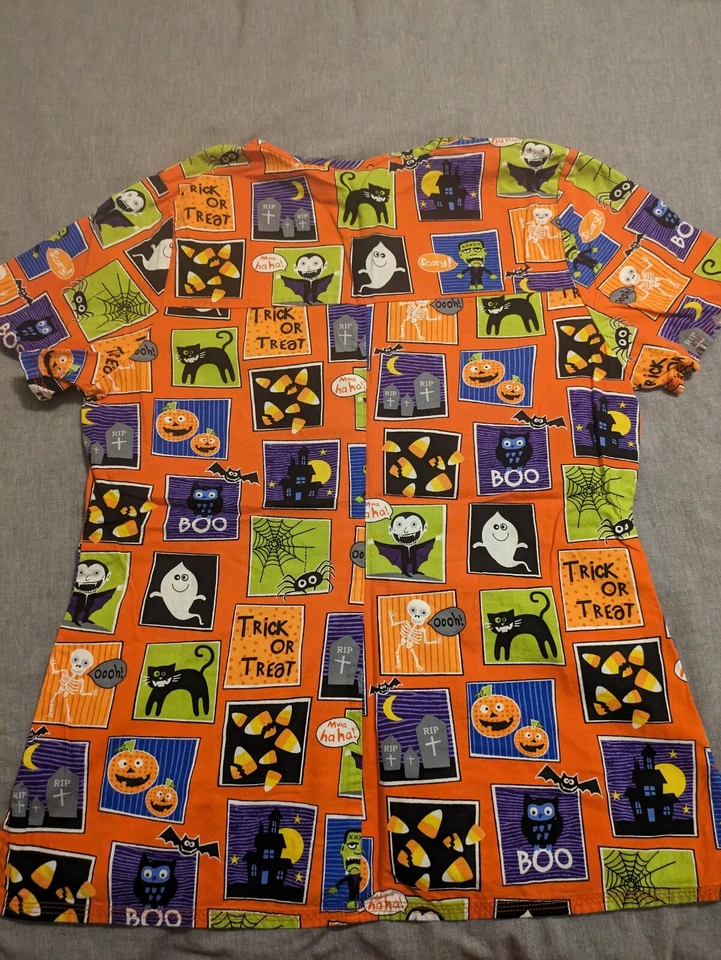 Women's Size Medium Scrubstar Halloween Scrub Top - Image 2 of 4